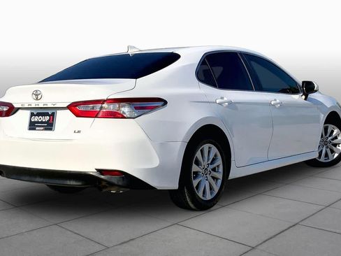 Used 2020 Toyota Camry LE FWD image 13