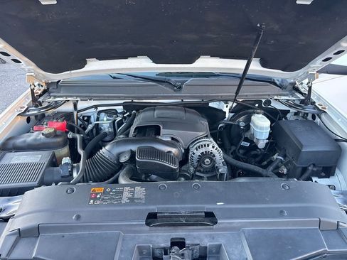 Used 2012 Chevrolet Tahoe LS image 23