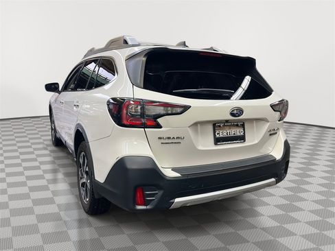 Used 2022 Subaru Outback Touring image 5