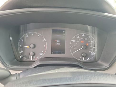 Used 2025 Toyota Corolla LE image 16