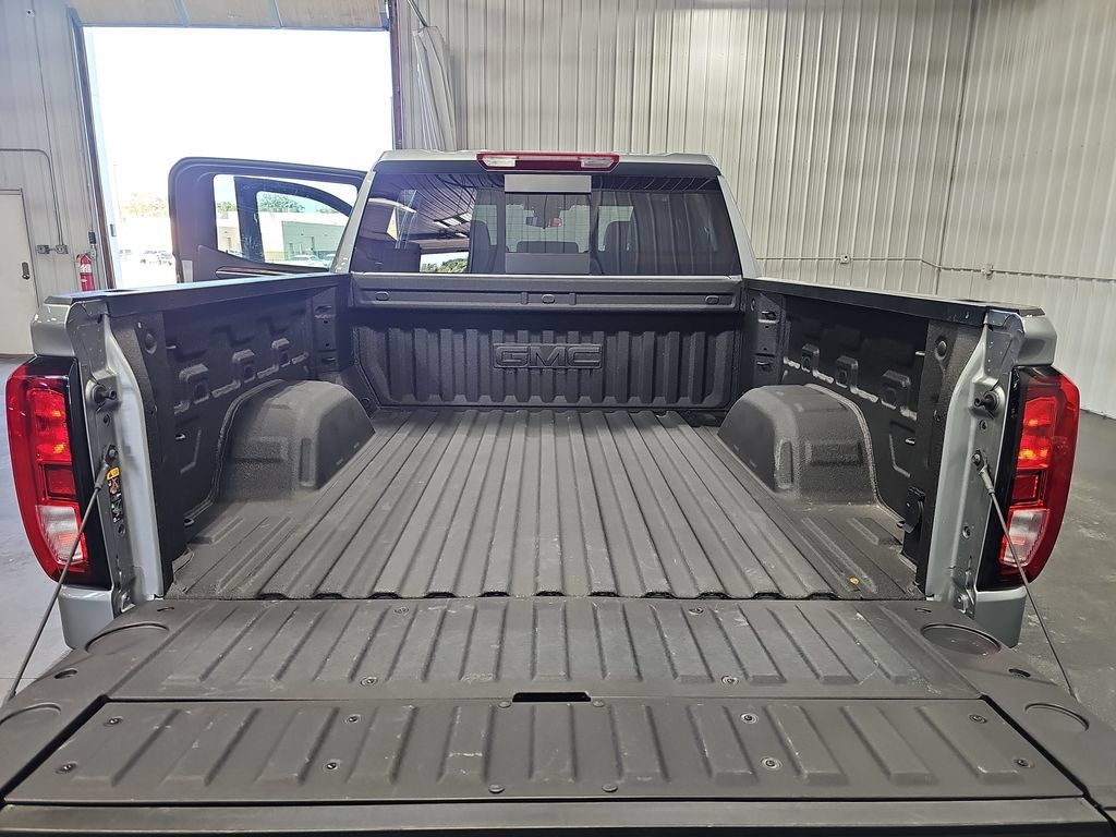 New 2026 GMC Sierra 1500 SLE w/ Preferred Package AWD/4WD image 12