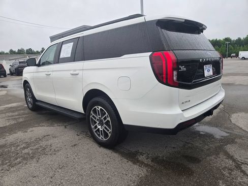 Used 2025 Ford Expedition Max Active RWD image 3