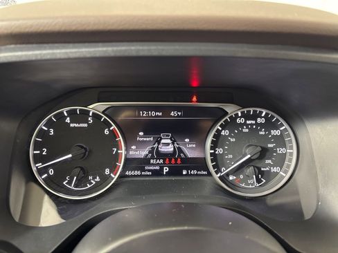 Used 2021 Nissan Rogue SV image 24