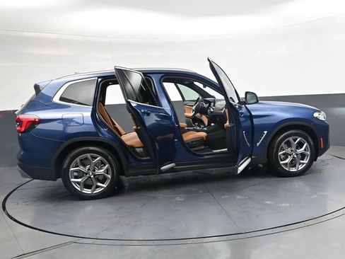 Used 2024 BMW X3 xDrive30i w/ Premium Package AWD/4WD image 36