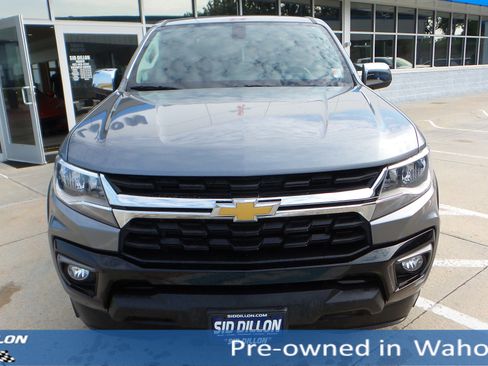 Used 2022 Chevrolet Colorado LT w/ LT Convenience Package image 8