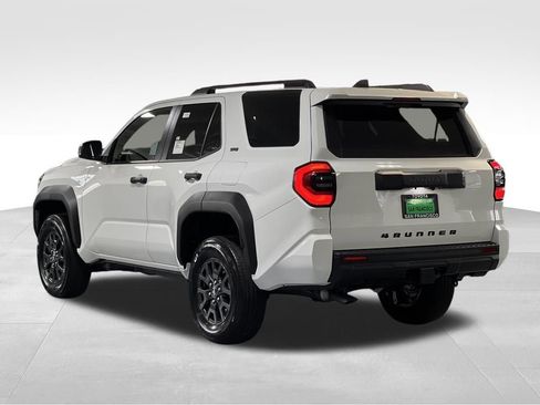 New 2026 Toyota 4Runner SR5 image 3