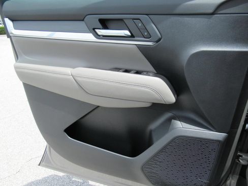 New 2026 GMC Terrain Elevation w/ Technology Package II FWD image 19