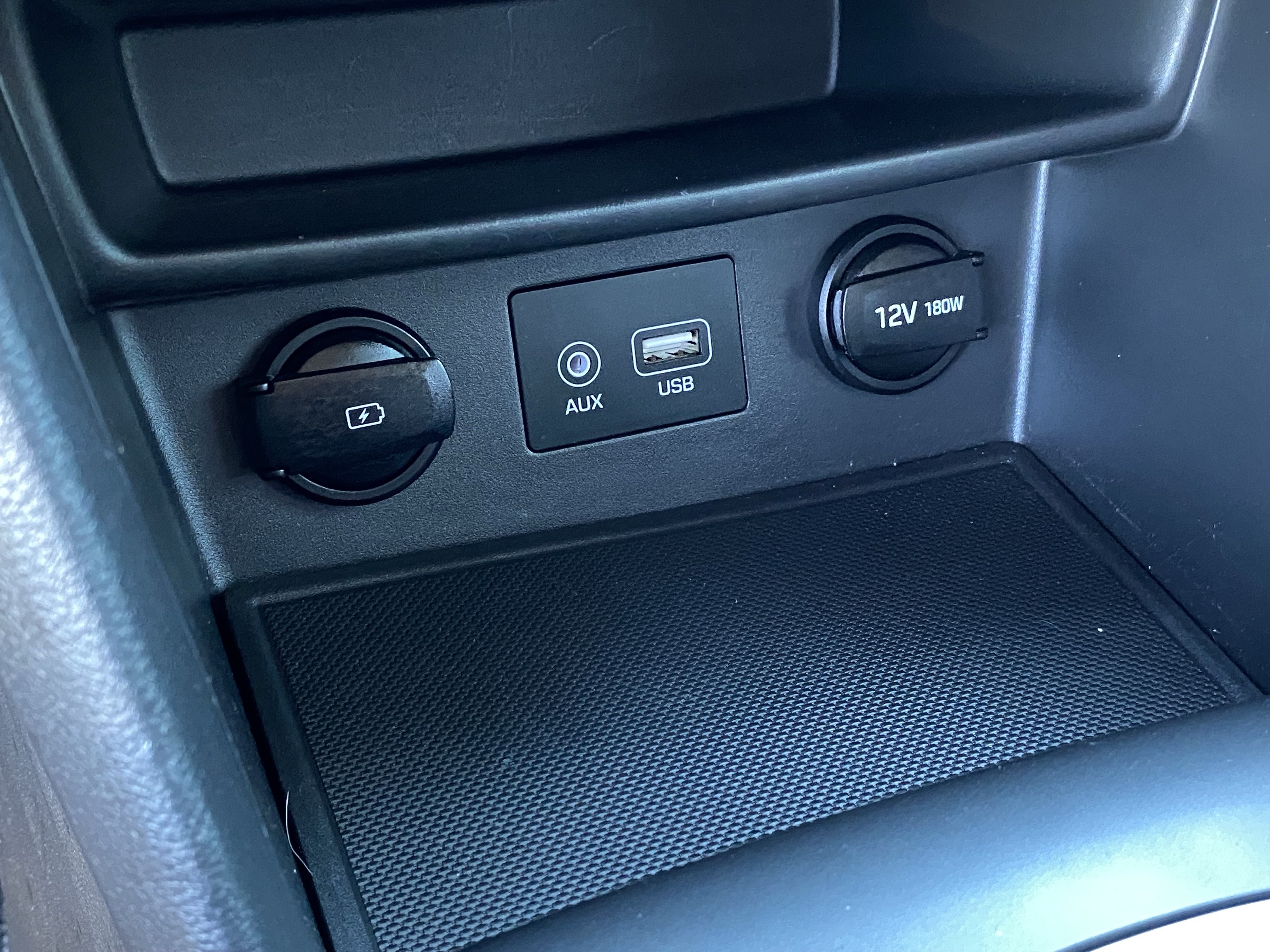 Used 2020 Hyundai Kona SEL FWD image 25