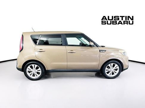 Used 2014 Kia Soul + FWD image 8