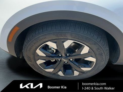 Certified 2024 Kia Sportage X-Line w/ X-Line Premium Package AWD/4WD image 9