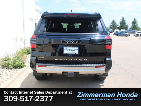 Used 2025 Toyota 4Runner Limited w/ Tow Technology Package AWD/4WD image 6