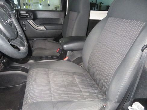 Used 2012 Jeep Wrangler Sport image 20