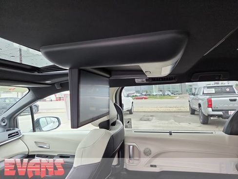 Certified 2026 Toyota Sienna Limited AWD/4WD image 25