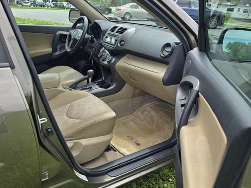 Used 2012 Toyota RAV4 4WD w/ Value Pkg image 10