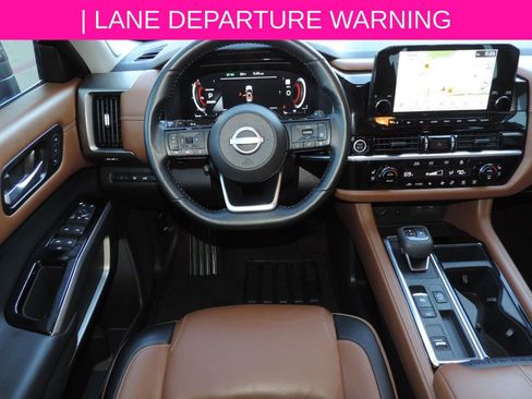 Certified 2024 Nissan Pathfinder Platinum image 20