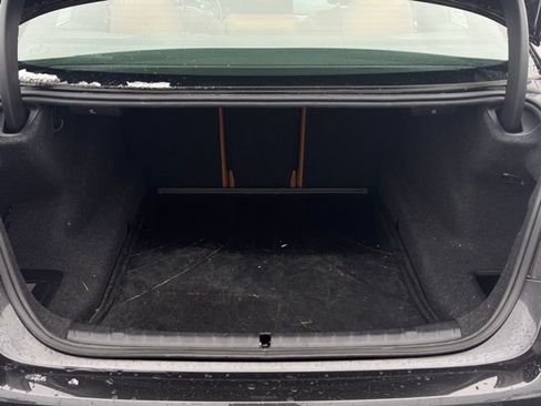 Used 2023 BMW 540i xDrive w/ Premium Package image 11