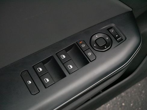 Used 2025 Kia K4 FWD image 19
