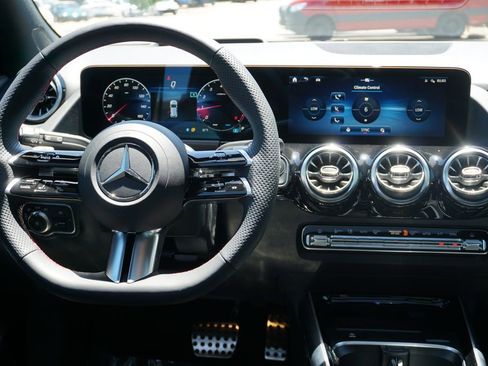 Certified 2026 Mercedes-Benz GLA 250 image 44