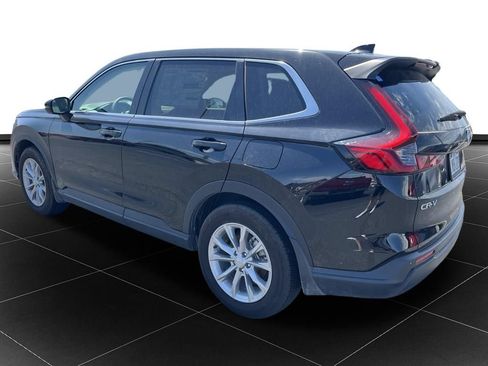 Used 2025 Honda CR-V EX image 3