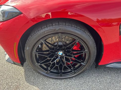Used 2025 BMW M3 Competition w/ Executive Package image 6