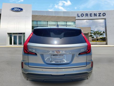 Used 2024 Cadillac XT4 Luxury FWD image 6