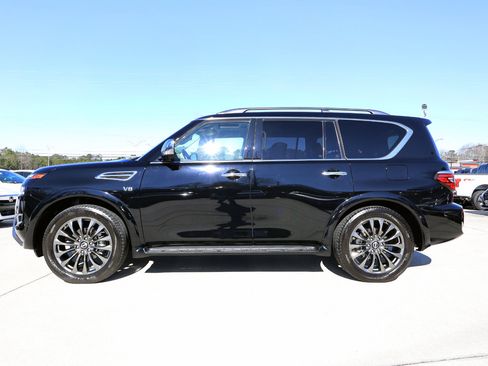 Used 2021 Nissan Armada Platinum w/ Captain's Chairs Package image 3
