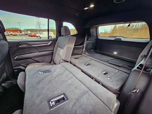 Certified 2025 GMC Acadia Elevation image 36