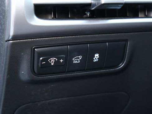 Used 2025 Hyundai Tucson SEL FWD image 12