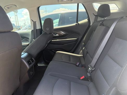Used 2024 GMC Terrain SLE FWD image 12