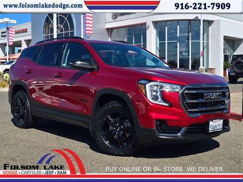 Used 2022 GMC Terrain AT4 w/ Infotainment Package II AWD/4WD image 1