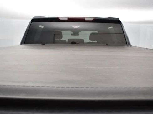 Used 2023 Chevrolet Silverado 1500 LT image 16