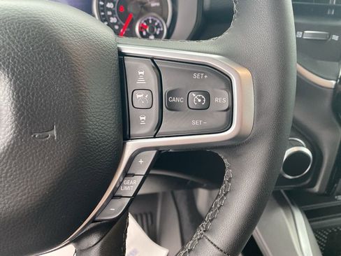 New 2026 RAM 1500 4x4 Crew Cab image 18