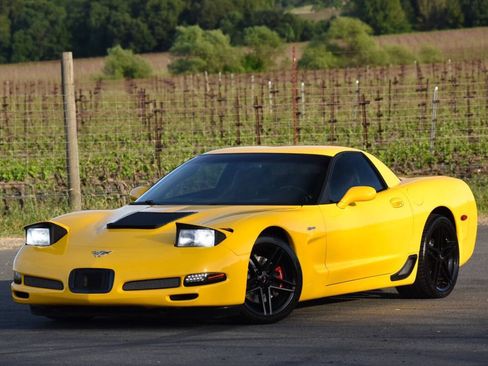 Used 2003 Chevrolet Corvette Z06 w/ Memory Package, 3 Drivers RWD image 15