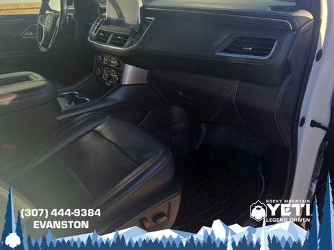 Used 2021 Chevrolet Suburban LT w/ LT Signature Package image 16