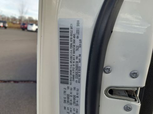 Used 2017 RAM 3500 Laramie w/ Sport Appearance Group image 29