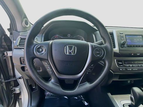 Certified 2019 Honda Ridgeline Sport image 10