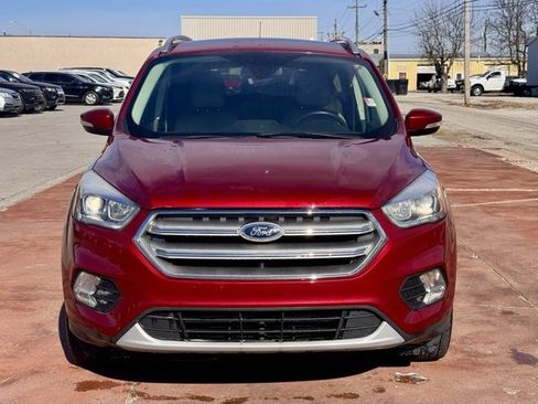 Used 2017 Ford Escape Titanium image 2
