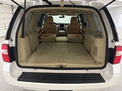 Used 2015 Ford Expedition Limited image 33