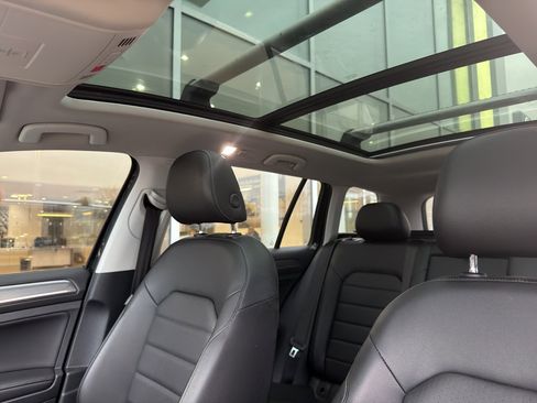 Used 2017 Volkswagen Golf Alltrack SEL image 20