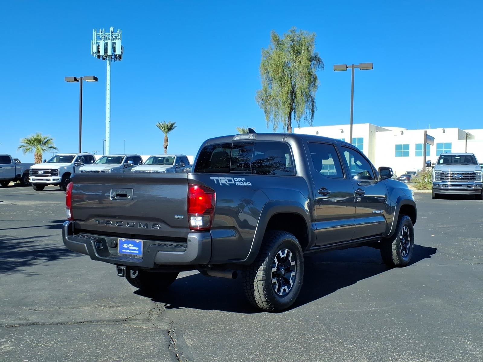 Used 2018 Toyota Tacoma TRD Off-Road w/ Technology Package RWD image 6