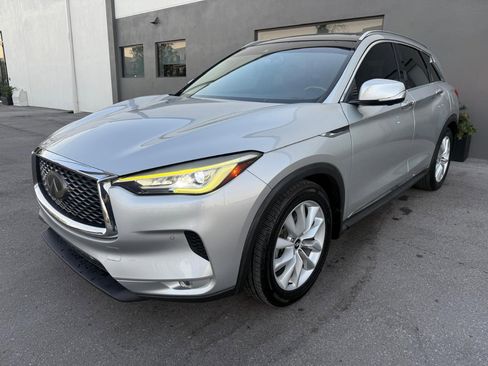 Used 2019 INFINITI QX50 Essential w/ Premium Audio Package image 2