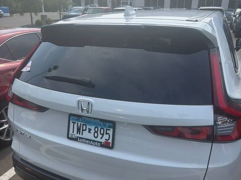 Used 2026 Honda CR-V EX image 9