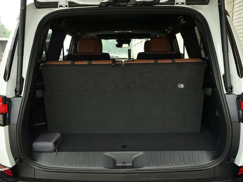 Used 2026 Lexus GX 550 w/ Cold Area Package image 29