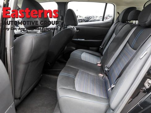 Used 2024 Nissan Leaf S image 21