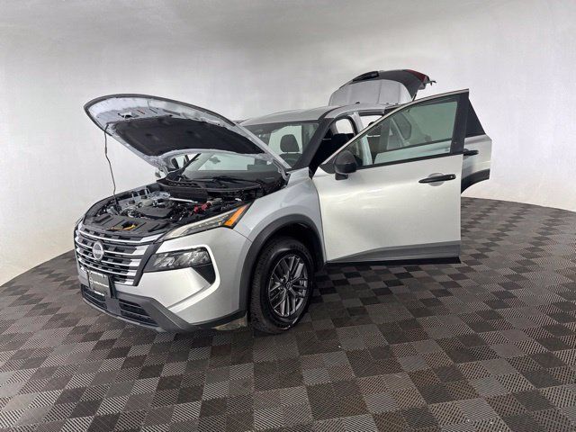 Certified 2024 Nissan Rogue S AWD/4WD image 10