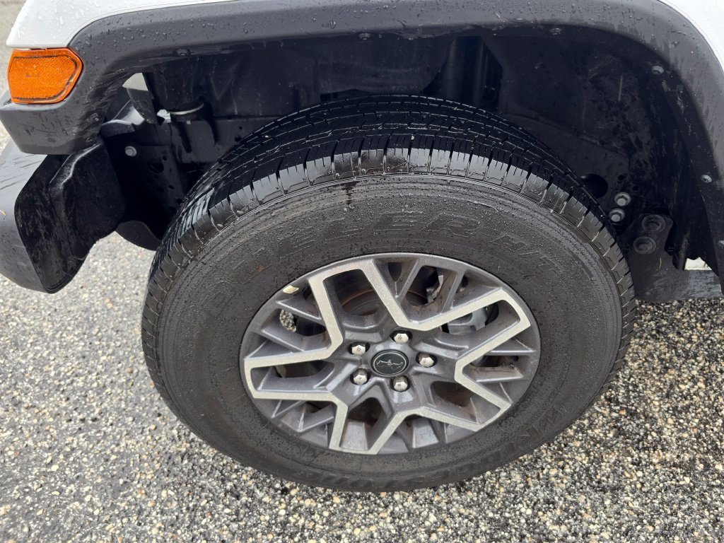 Used 2026 Jeep Wrangler Unlimited Sahara AWD/4WD image 10