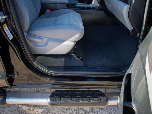 Used 2012 Toyota Tundra 2WD Double Cab image 36