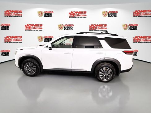Certified 2025 Nissan Pathfinder SV AWD/4WD image 14