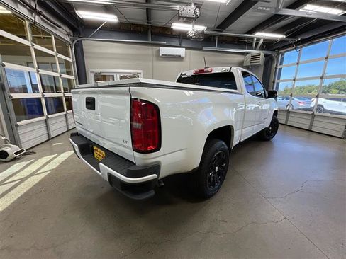 Used 2022 Chevrolet Colorado LT w/ Fleet Safety Package RWD image 6