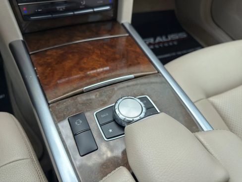 Used 2014 Mercedes-Benz E 350 4MATIC Sedan image 22